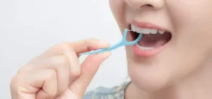 أنواع تنظيف الأسنان